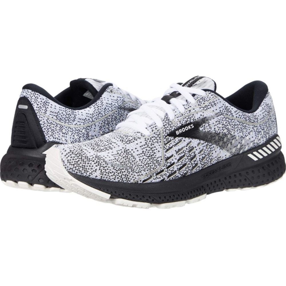 SIZE 7 BROOKS ADRENALINE ONLY WORN A FEW TIMES GREAT CONDITION